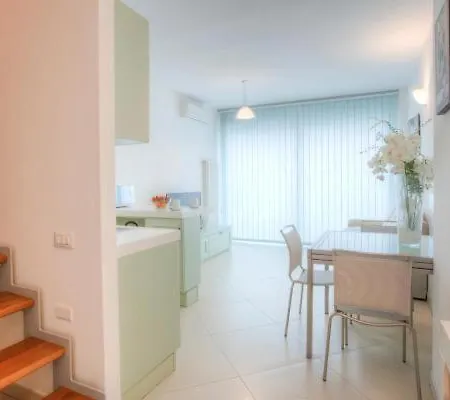 Apartamento Artis Rímini
